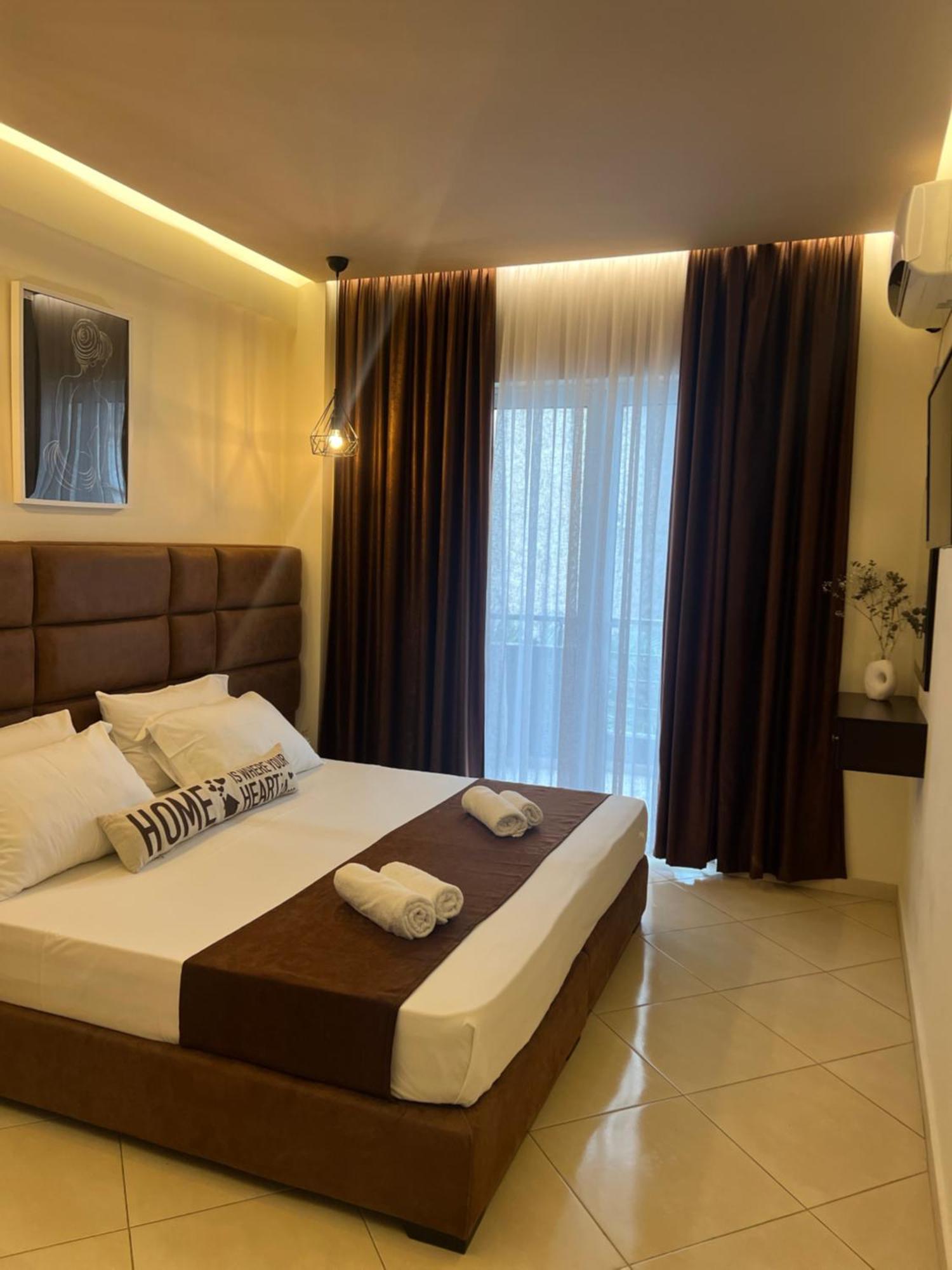 Ansi Paradiso Apartaments Sarandë 外观 照片
