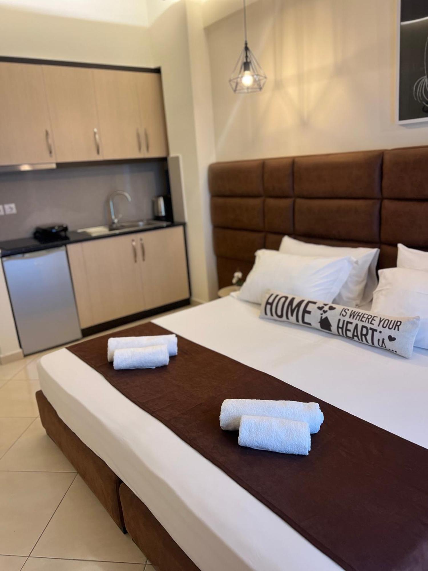 Ansi Paradiso Apartaments Sarandë 外观 照片