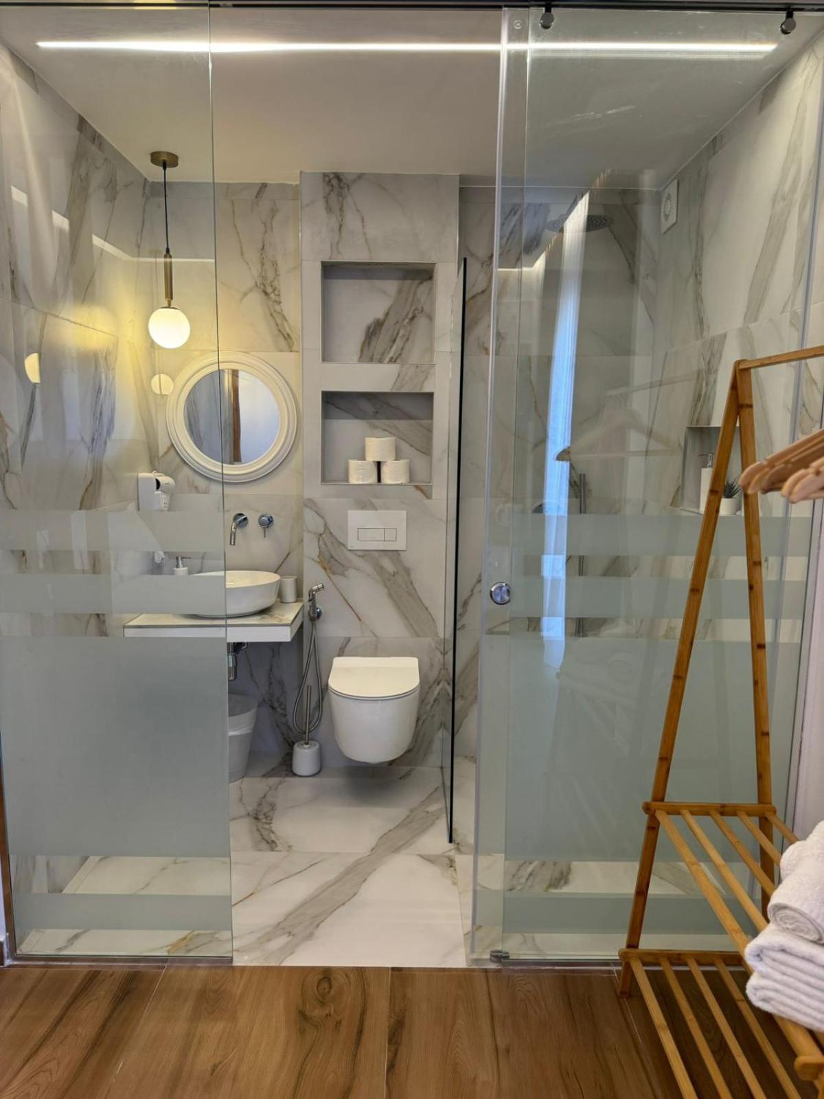 Ansi Paradiso Apartaments Sarandë 外观 照片